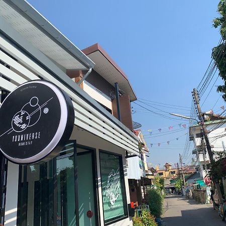 Youniverse Homestay 清邁 外观 照片