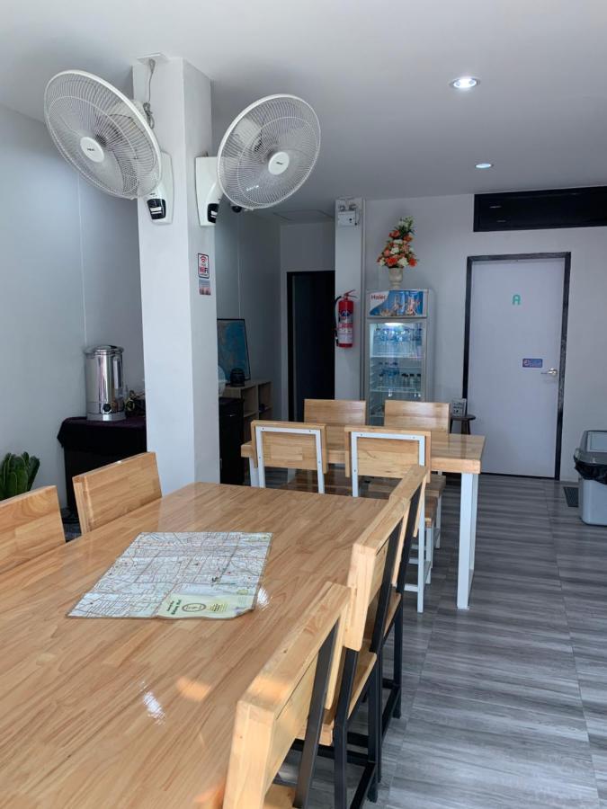 Youniverse Homestay 清邁 外观 照片