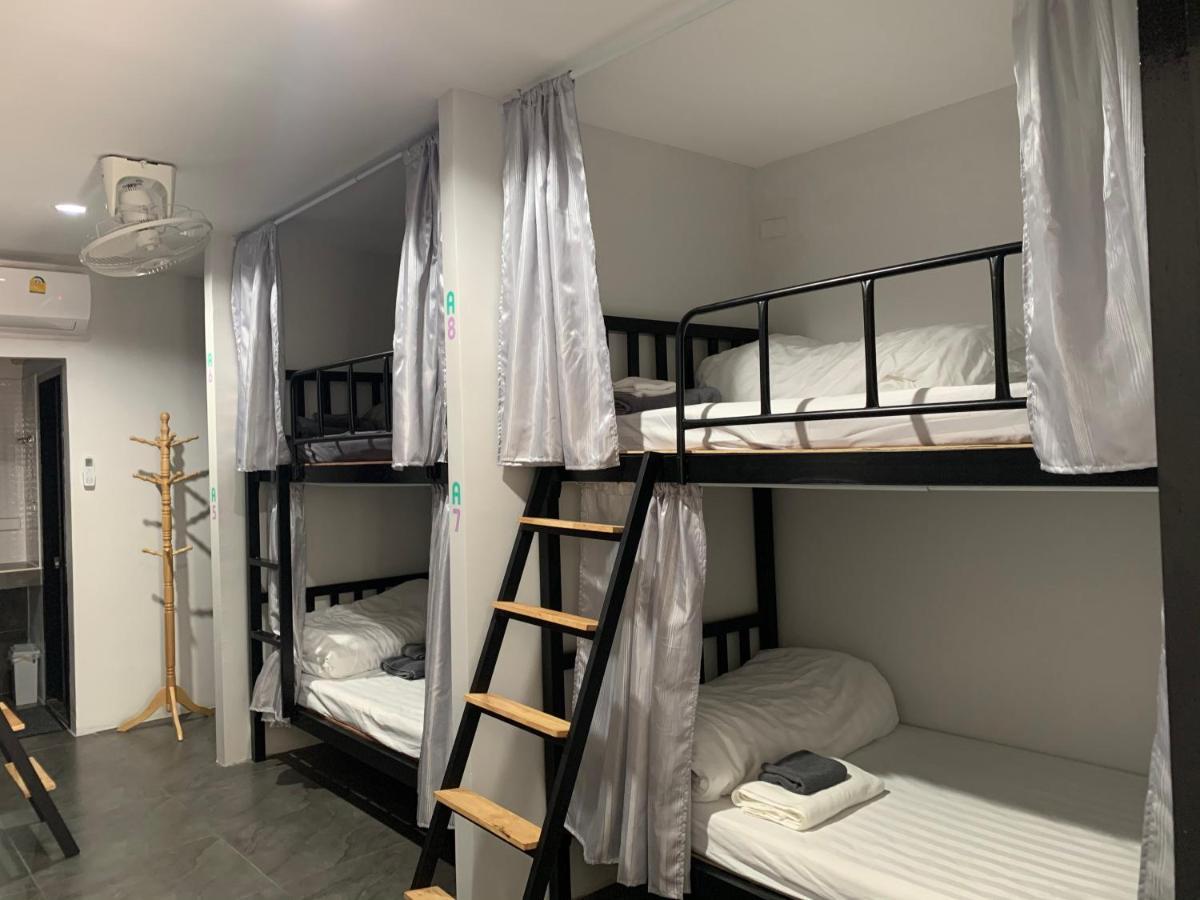 Youniverse Homestay 清邁 外观 照片
